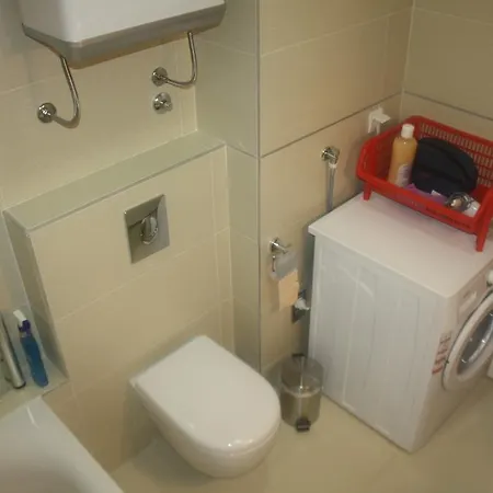 Irma Apartment *